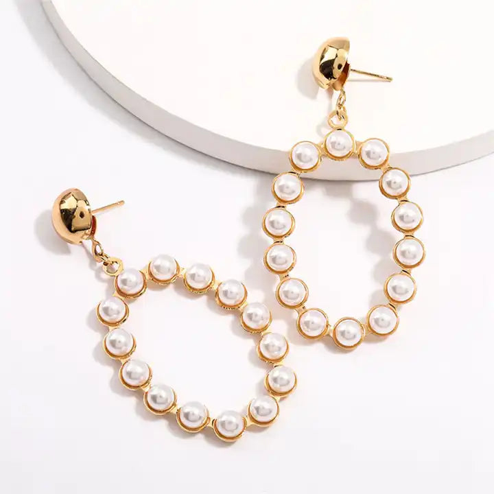 Geometric Pearl Earrings (Oval)