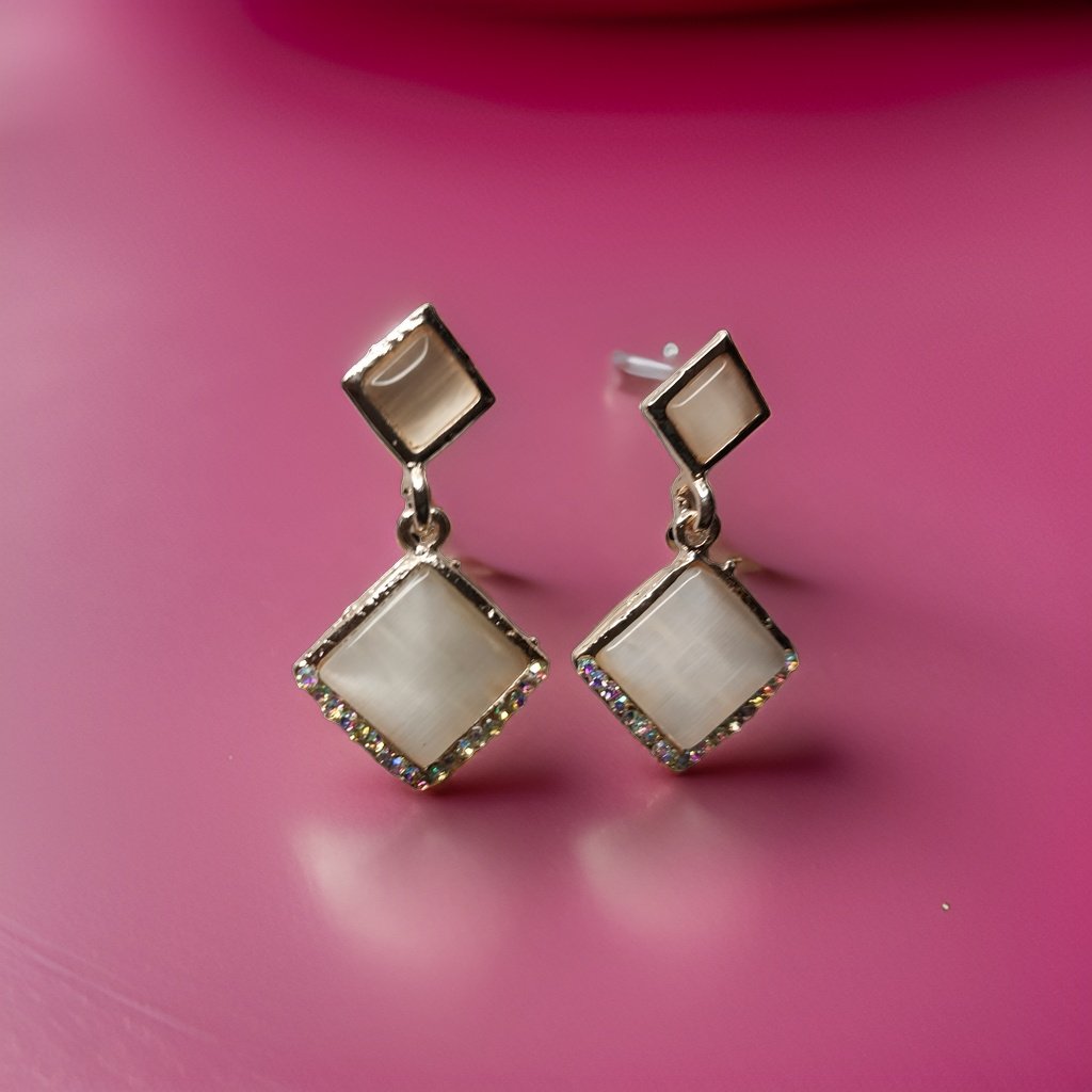 This beautiful earring is perfect for adding a touch of style to your look. It's crafted with care to ensure both durability and elegance. The sleek design and high-quality materials make it an ideal accessory for any occasion.