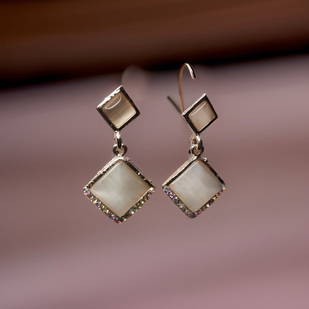 This beautiful earring is perfect for adding a touch of style to your look. It's crafted with care to ensure both durability and elegance. The sleek design and high-quality materials make it an ideal accessory for any occasion.