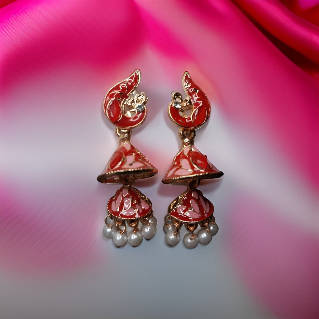 This beautiful earring is perfect for adding a touch of style to your look. It's crafted with care to ensure both durability and elegance. The sleek design and high-quality materials make it an ideal accessory for any occasion.