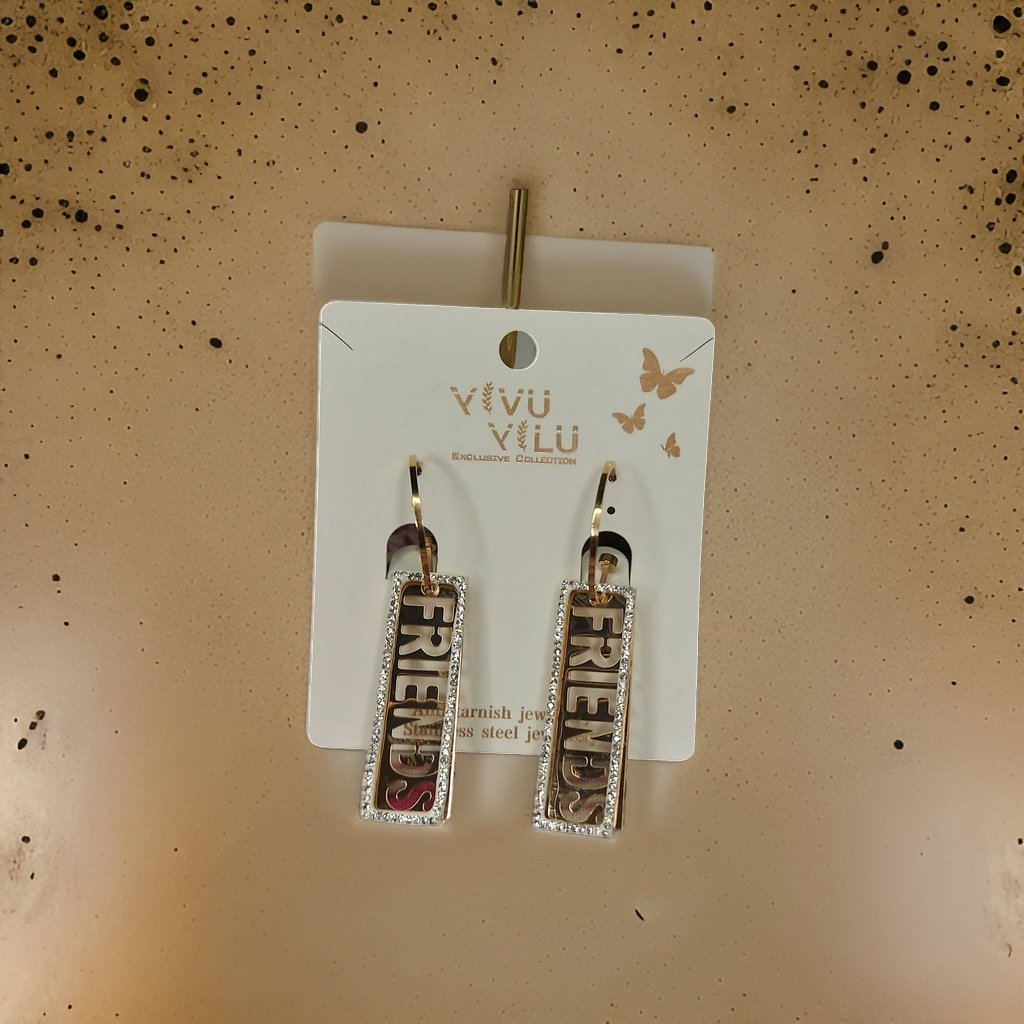 This beautiful earring is perfect for adding a touch of style to your look. It's crafted with care to ensure both durability and elegance. The sleek design and high-quality materials make it an ideal accessory for any occasion.