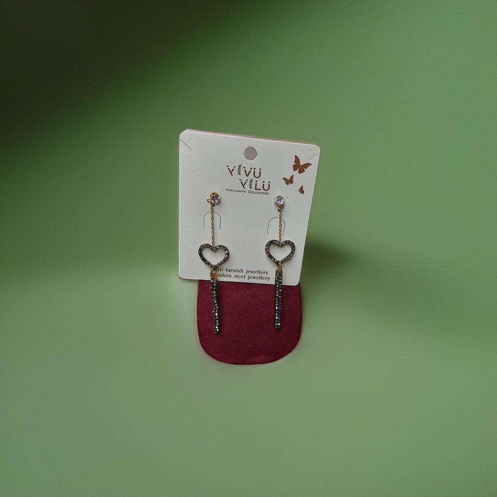 This beautiful earring is perfect for adding a touch of style to your look. It's crafted with care to ensure both durability and elegance. The sleek design and high-quality materials make it an ideal accessory for any occasion.