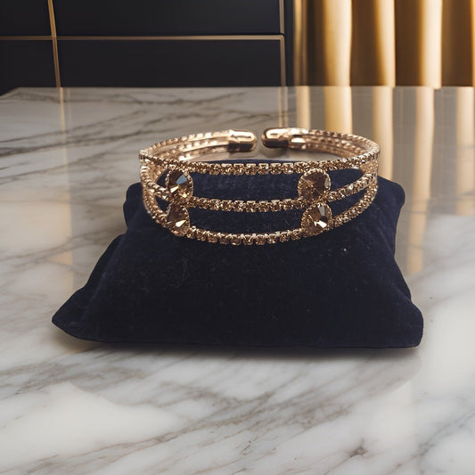 Stay stylish with our Kuhu Stylish Bracelet. This versatile accessory features a sleek and modern design that complements any look. The adjustable chain ensures a perfect fit, making it suitable for all wrist sizes.